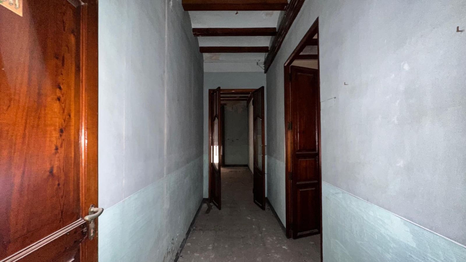 4 slaapkamer Huis te koop in Carlet met garage - € 200.000 (Ref: 9360174)