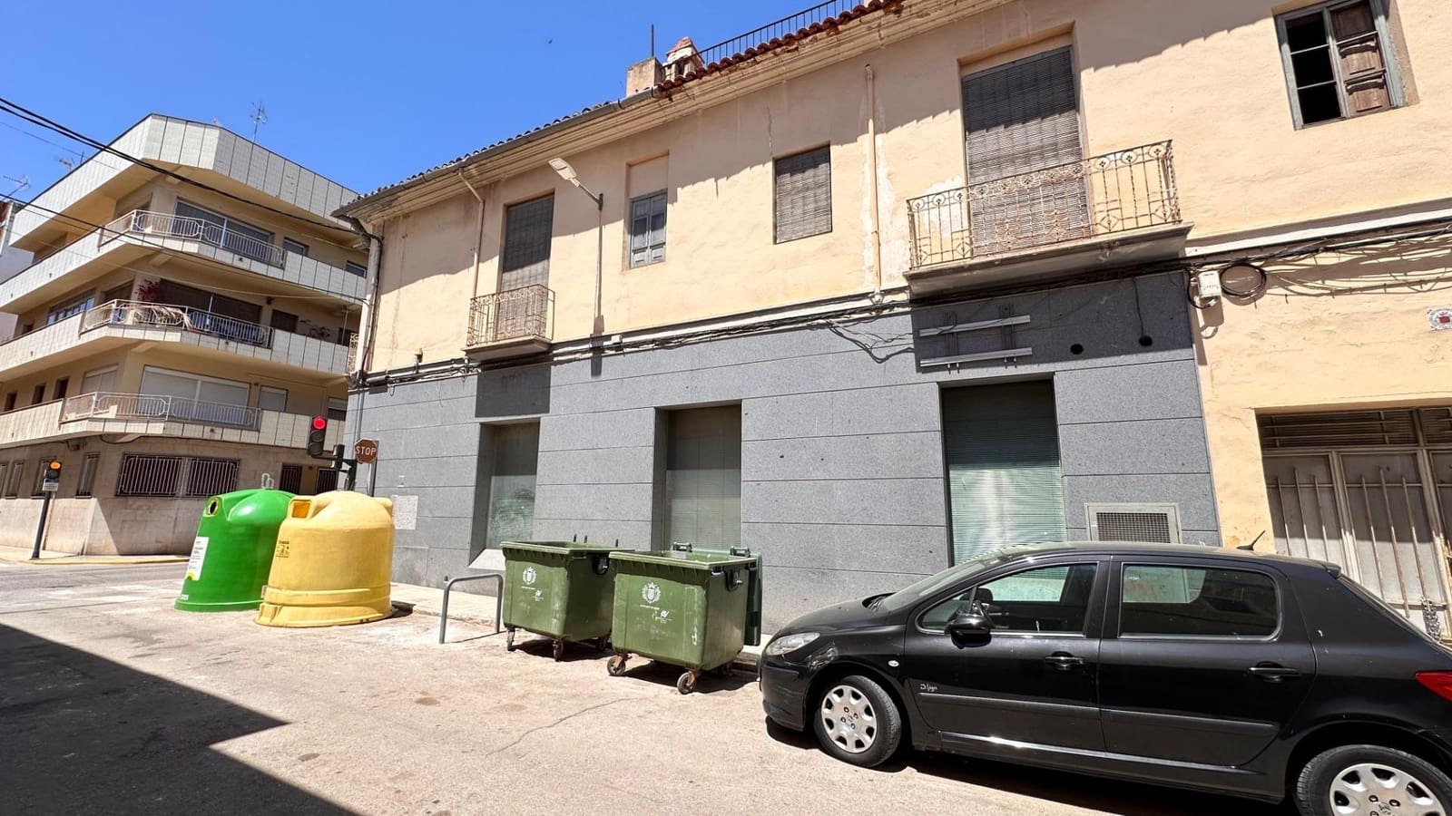 4 slaapkamer Huis te koop in Carlet met garage - € 200.000 (Ref: 9360174)