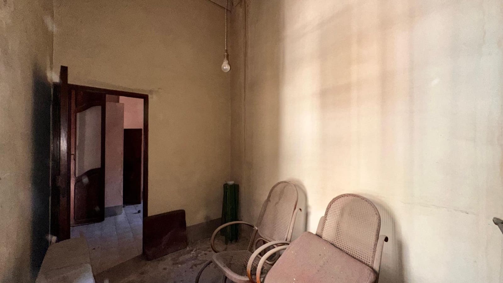 4 slaapkamer Huis te koop in Carlet met garage - € 200.000 (Ref: 9360174)