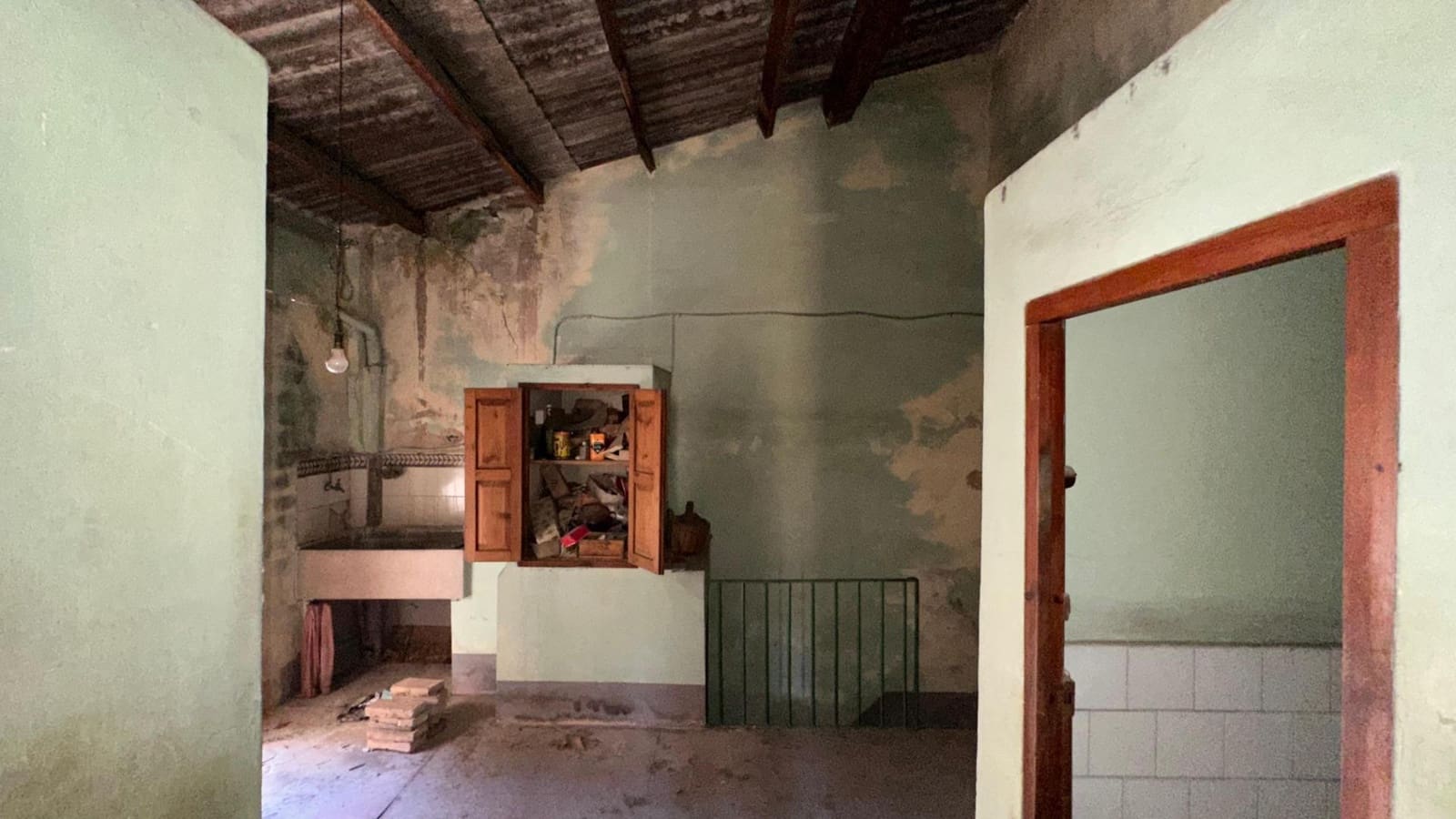 4 slaapkamer Huis te koop in Carlet met garage - € 200.000 (Ref: 9360174)