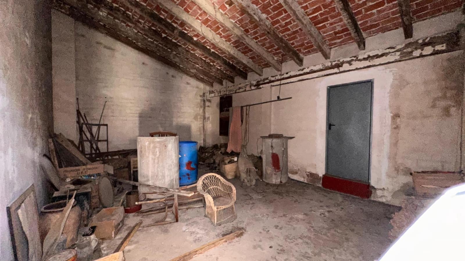 4 slaapkamer Huis te koop in Carlet met garage - € 200.000 (Ref: 9360174)