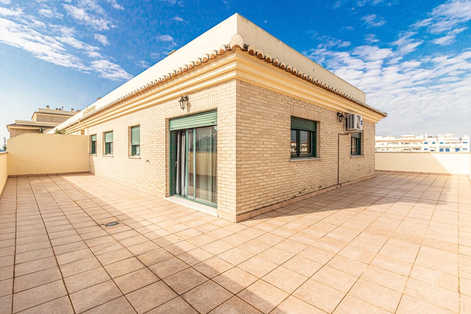 2 soveværelse Penthouse til salg i Carcaixent - € 230.000 (Ref: 9362493)