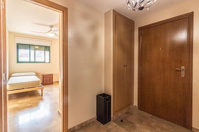 2 makuuhuone Kattohuoneisto myytävänä paikassa Carcaixent - 230 000 € (Ref: 9362493)