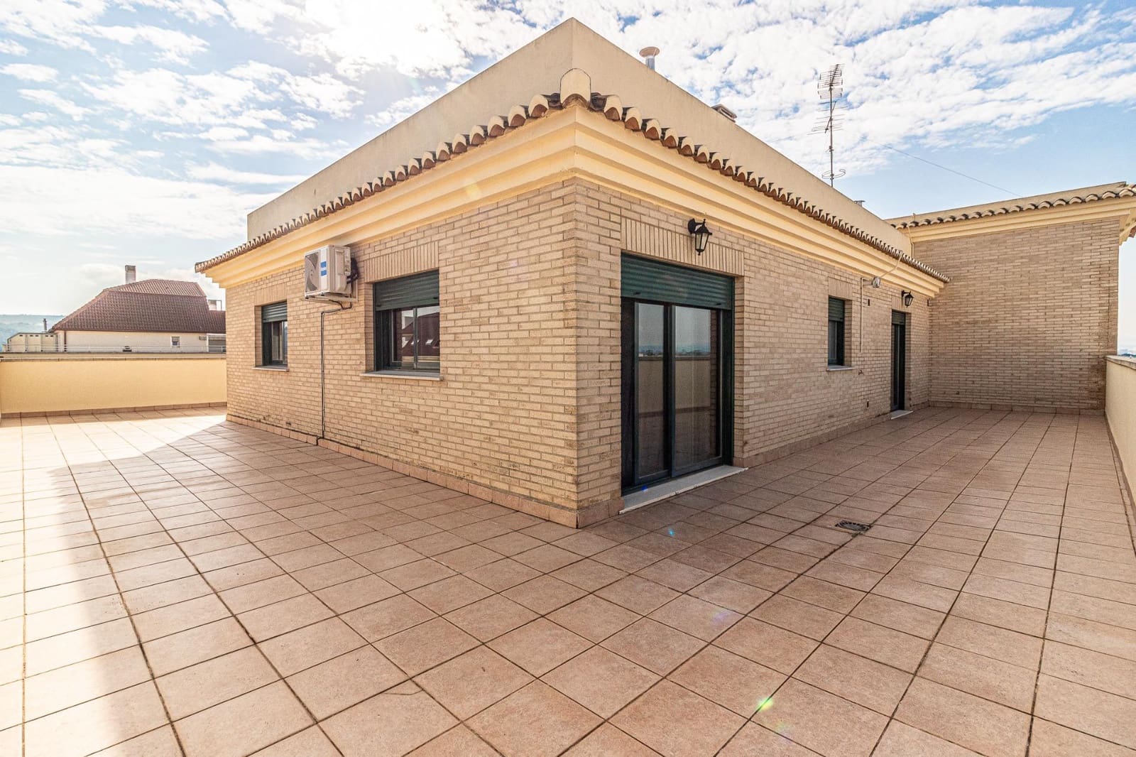 2 soveværelse Penthouse til salg i Carcaixent - € 230.000 (Ref: 9362493)