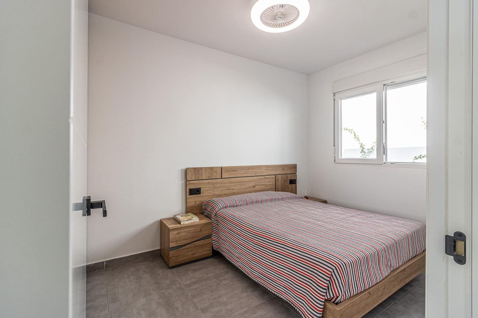 3 sypialnia Willa na sprzedaż w Catadau z basenem garażem - 398 000 € (Ref: 9375217)