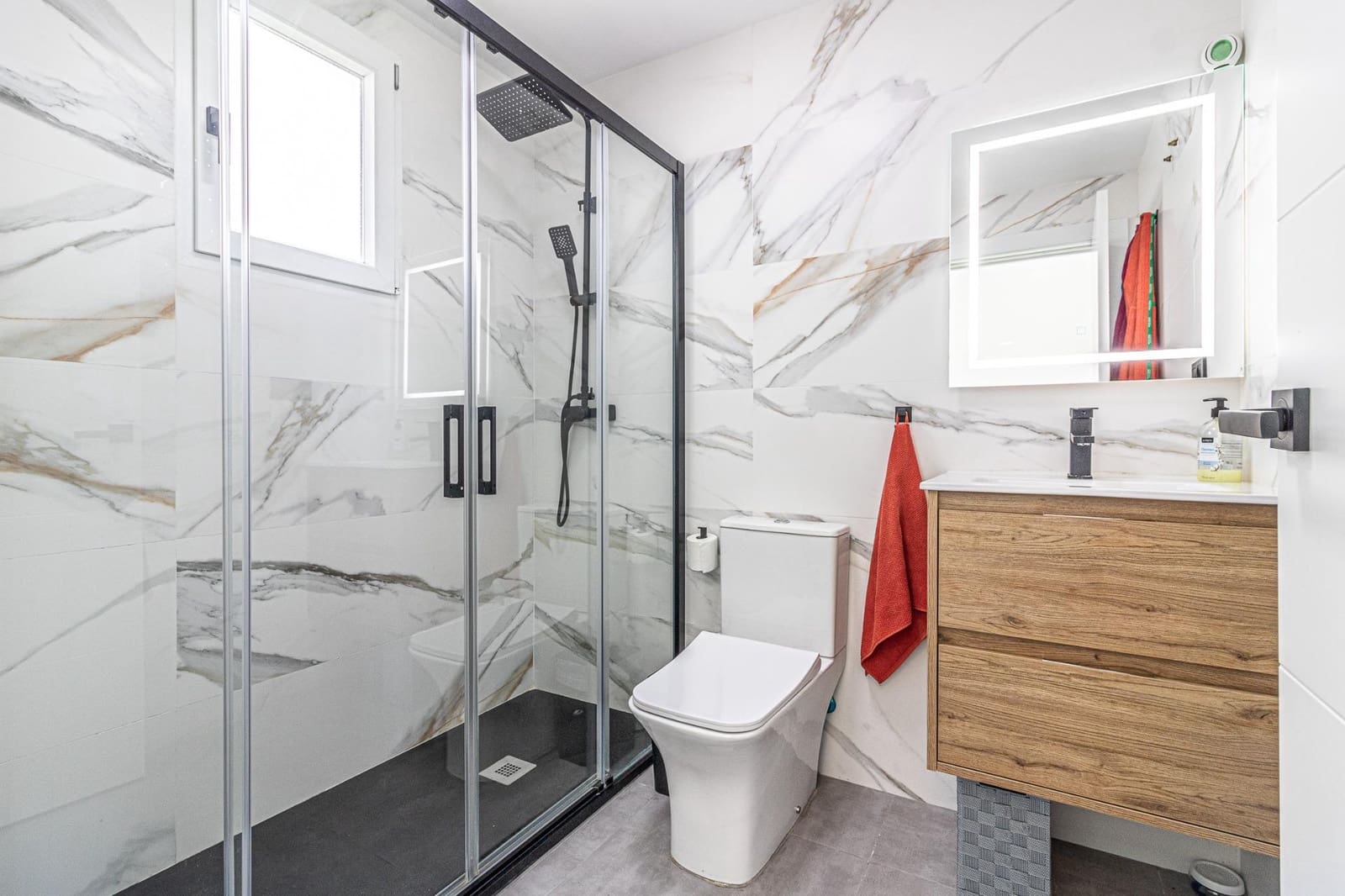 3 sypialnia Willa na sprzedaż w Catadau z basenem garażem - 398 000 € (Ref: 9375217)