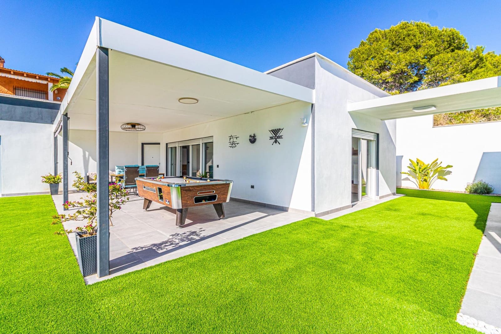 3 sypialnia Willa na sprzedaż w Catadau z basenem garażem - 398 000 € (Ref: 9375217)