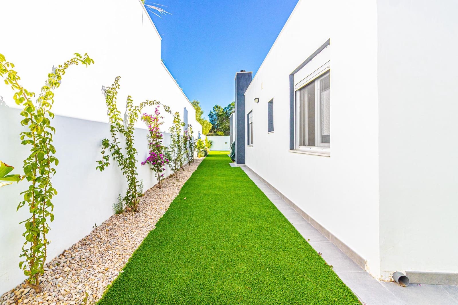 3 sypialnia Willa na sprzedaż w Catadau z basenem garażem - 398 000 € (Ref: 9375217)