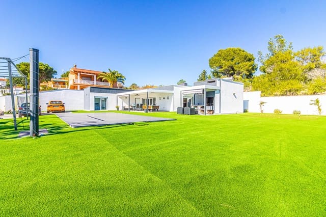 3 slaapkamer Villa te koop in Catadau met zwembad garage - € 398.000 (Ref: 9375217)