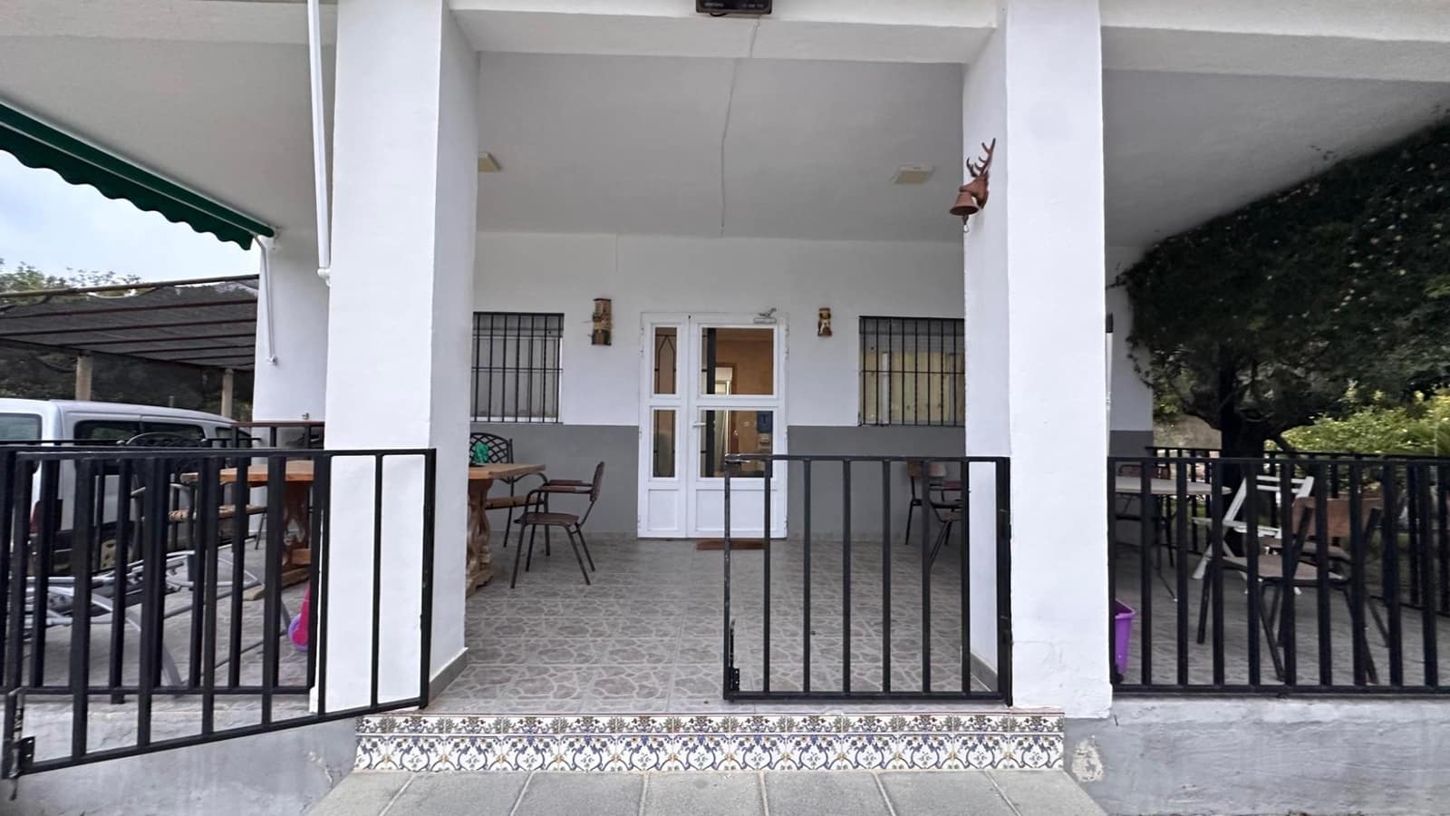 4 soveværelse Villa til salg i Guadassuar med swimmingpool - € 130.000 (Ref: 9375218)