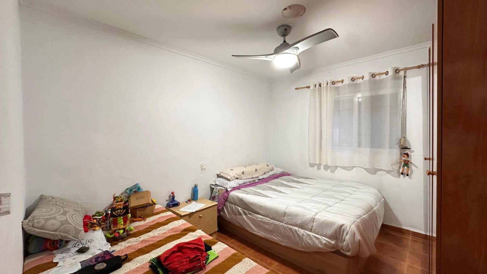 4 soveværelse Villa til salg i Guadassuar med swimmingpool - € 130.000 (Ref: 9375218)