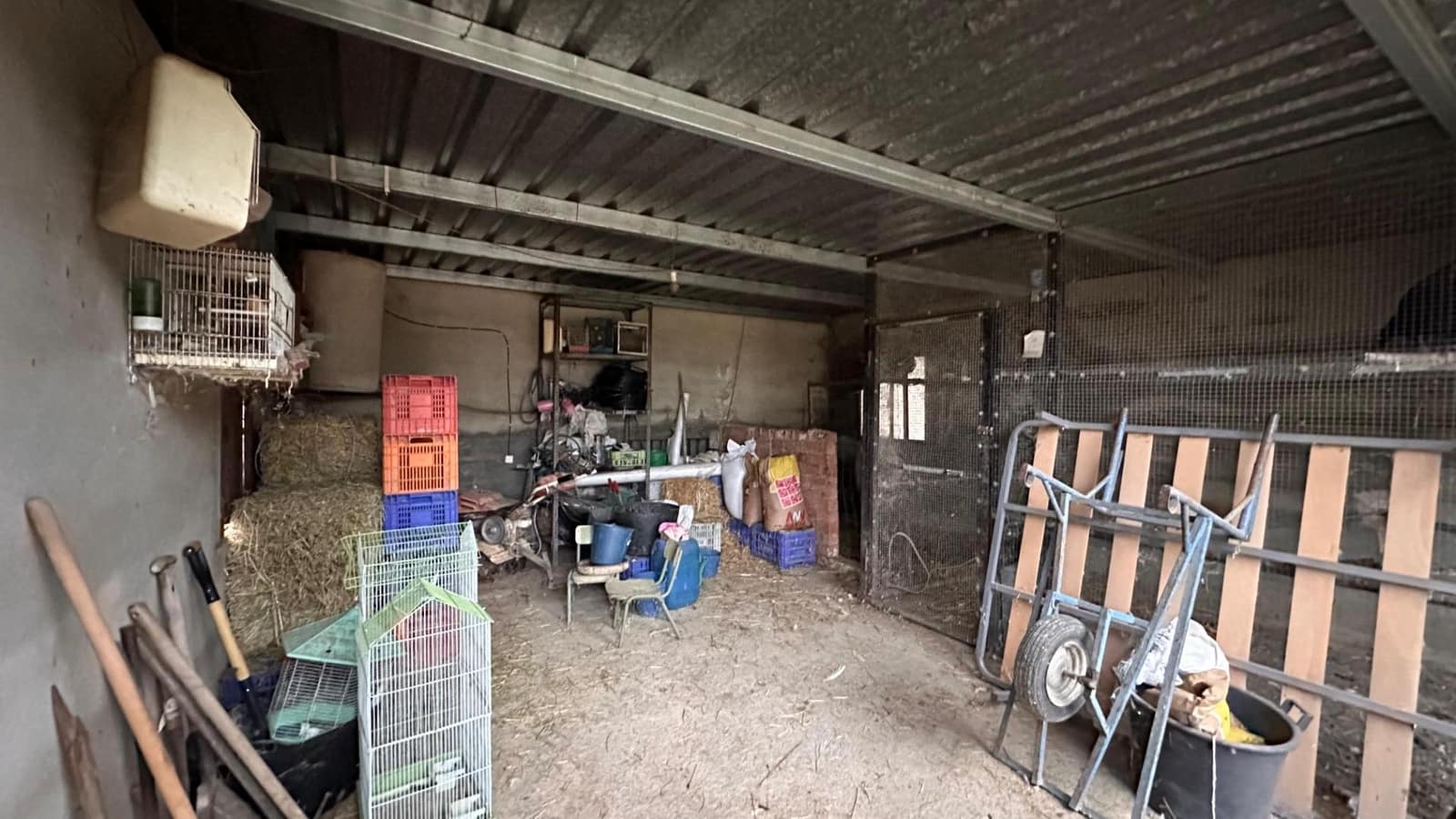 4 soveværelse Villa til salg i Guadassuar med swimmingpool - € 130.000 (Ref: 9375218)