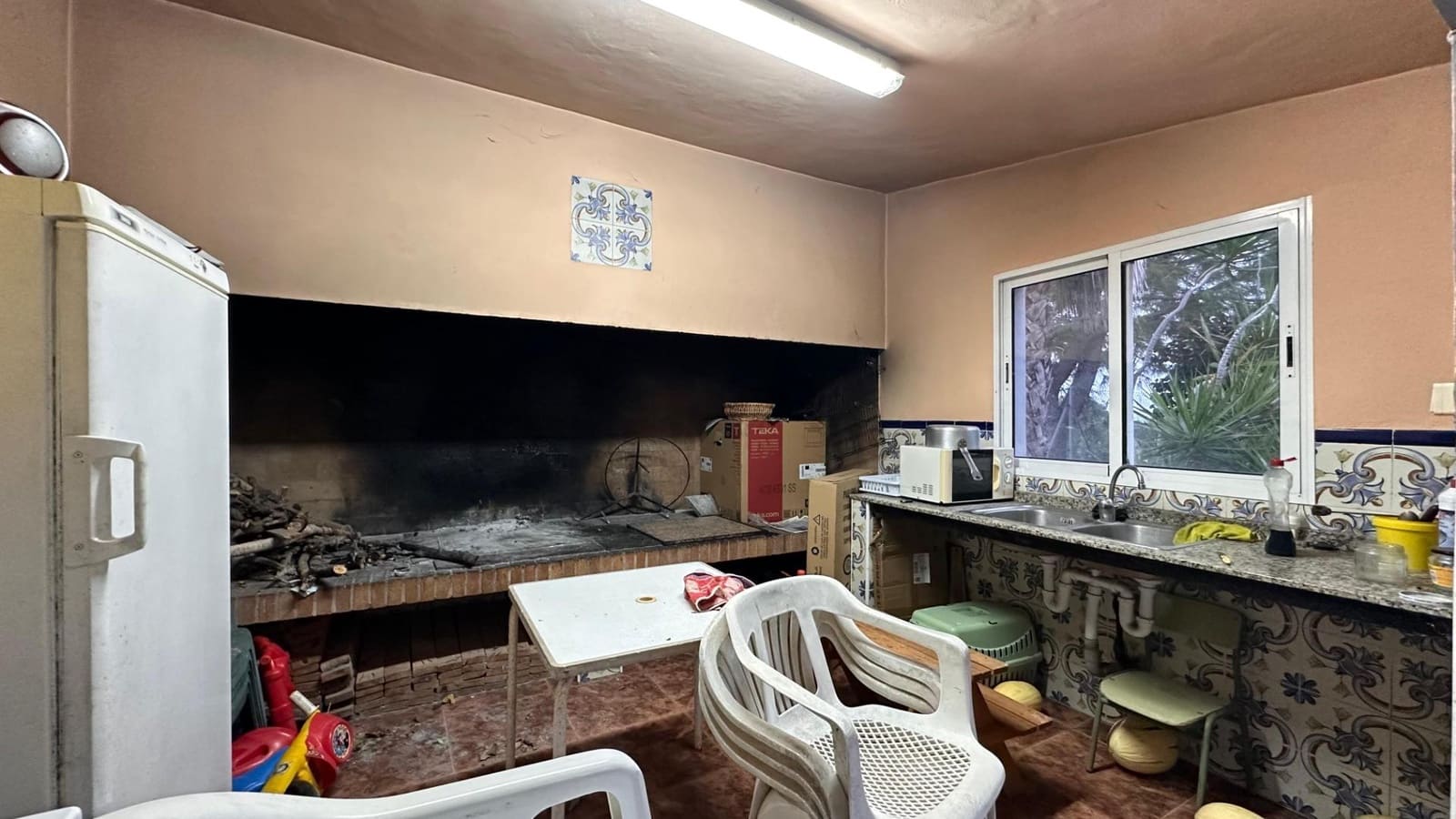 4 soveværelse Villa til salg i Guadassuar med swimmingpool - € 130.000 (Ref: 9375218)