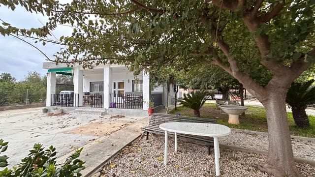 4 soveværelse Villa til salg i Guadassuar med swimmingpool - € 130.000 (Ref: 9375218)