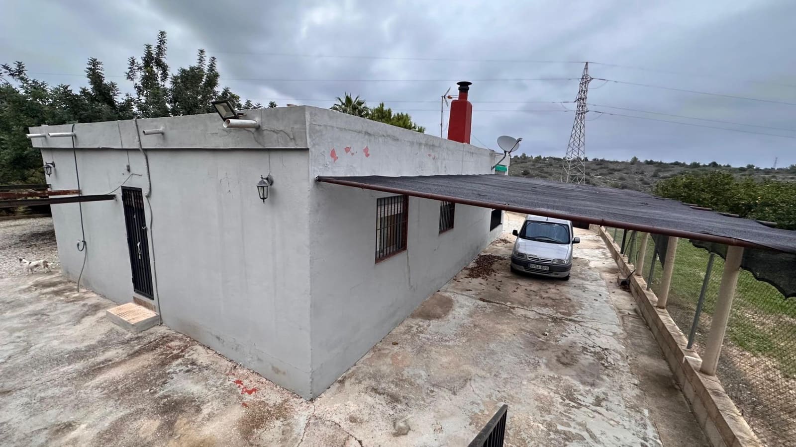 4 soveværelse Villa til salg i Guadassuar med swimmingpool - € 130.000 (Ref: 9375218)