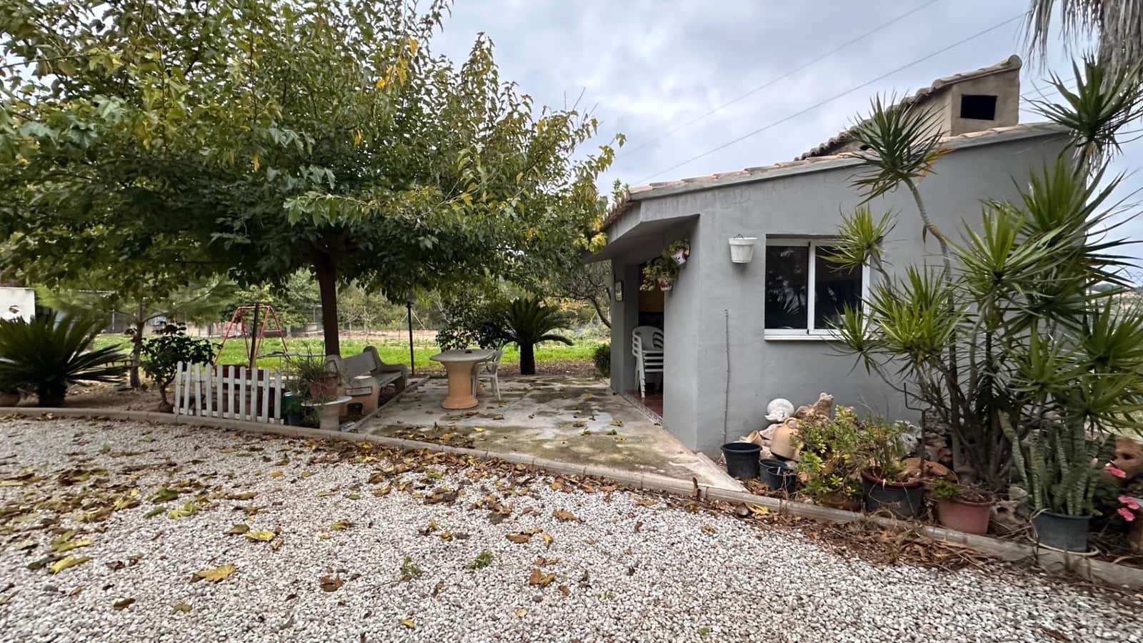 4 soveværelse Villa til salg i Guadassuar med swimmingpool - € 130.000 (Ref: 9375218)