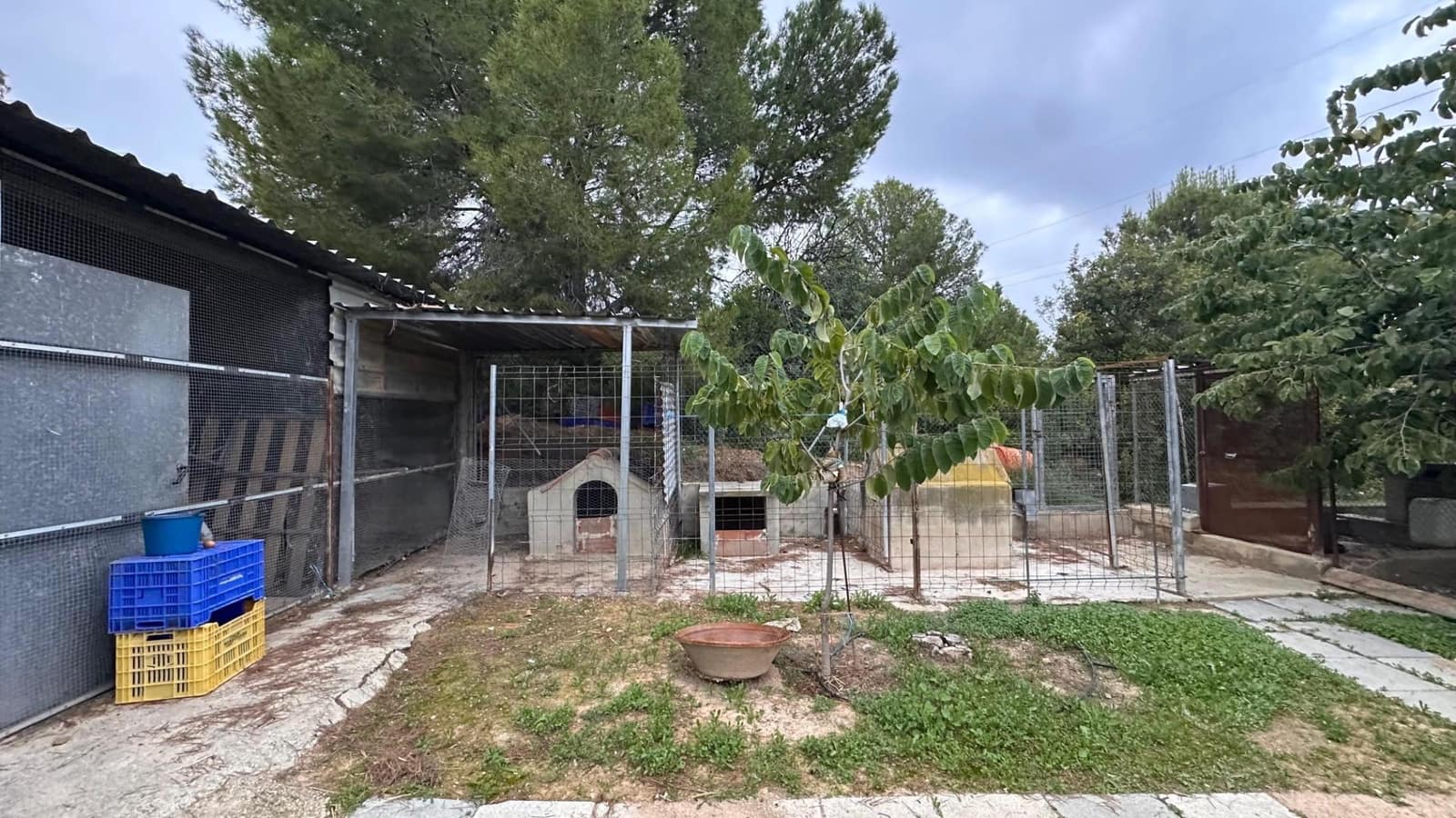 4 soveværelse Villa til salg i Guadassuar med swimmingpool - € 130.000 (Ref: 9375218)