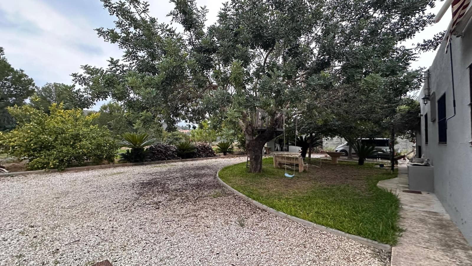 4 soveværelse Villa til salg i Guadassuar med swimmingpool - € 130.000 (Ref: 9375218)