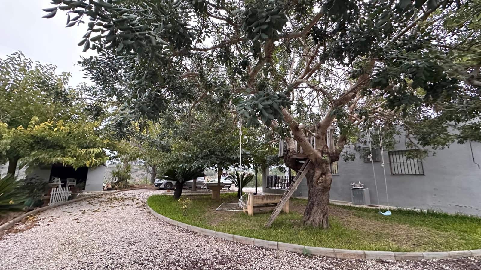 4 soveværelse Villa til salg i Guadassuar med swimmingpool - € 130.000 (Ref: 9375218)