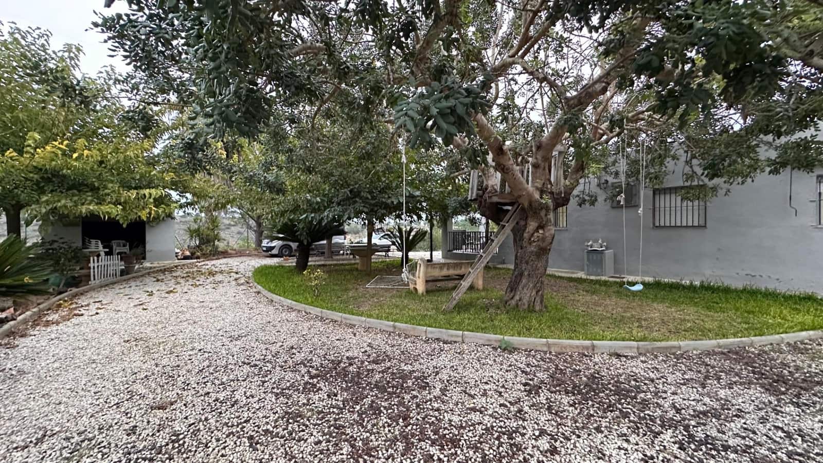 4 soveværelse Villa til salg i Guadassuar med swimmingpool - € 130.000 (Ref: 9375218)