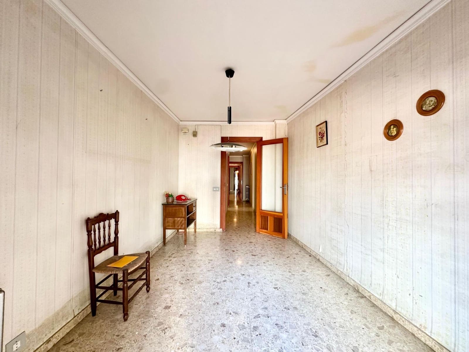 5 slaapkamer Flat te koop in Carlet - € 175.000 (Ref: 9379245)