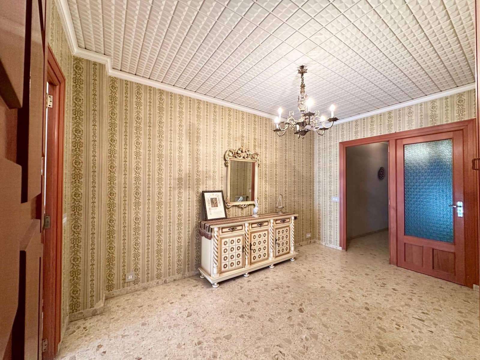 5 slaapkamer Flat te koop in Carlet - € 175.000 (Ref: 9379245)