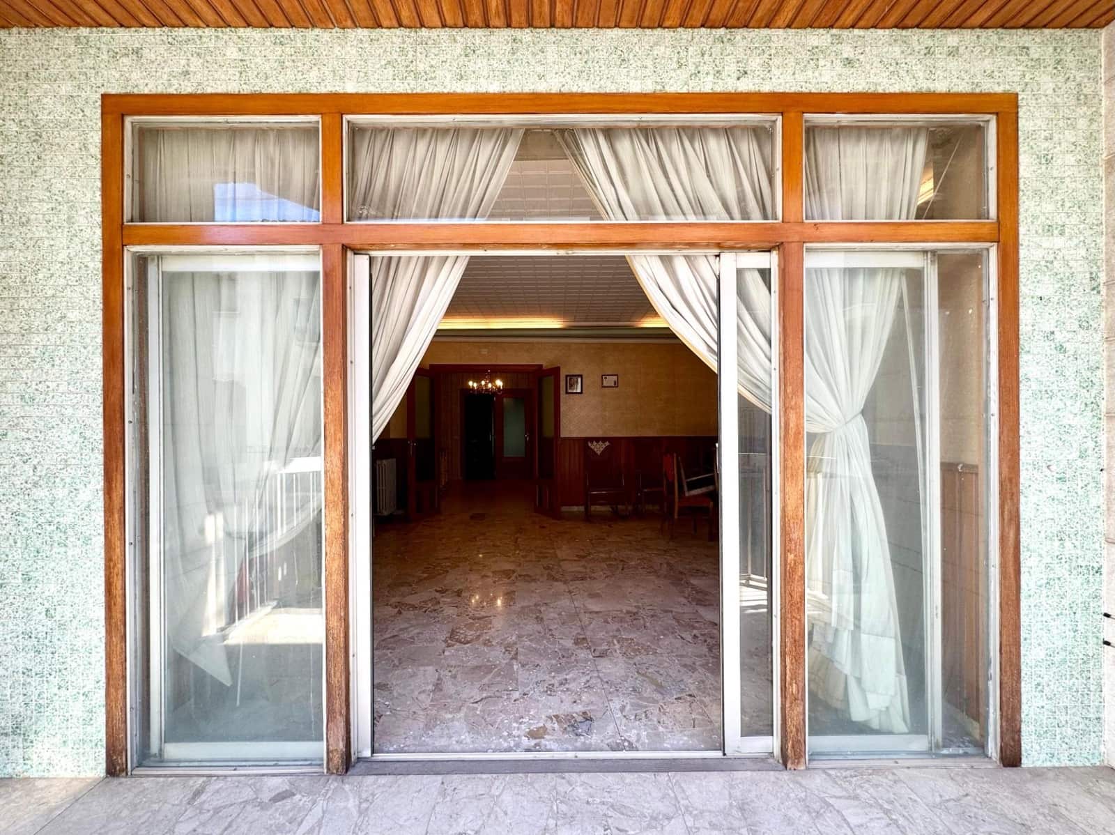 5 slaapkamer Flat te koop in Carlet - € 175.000 (Ref: 9379245)