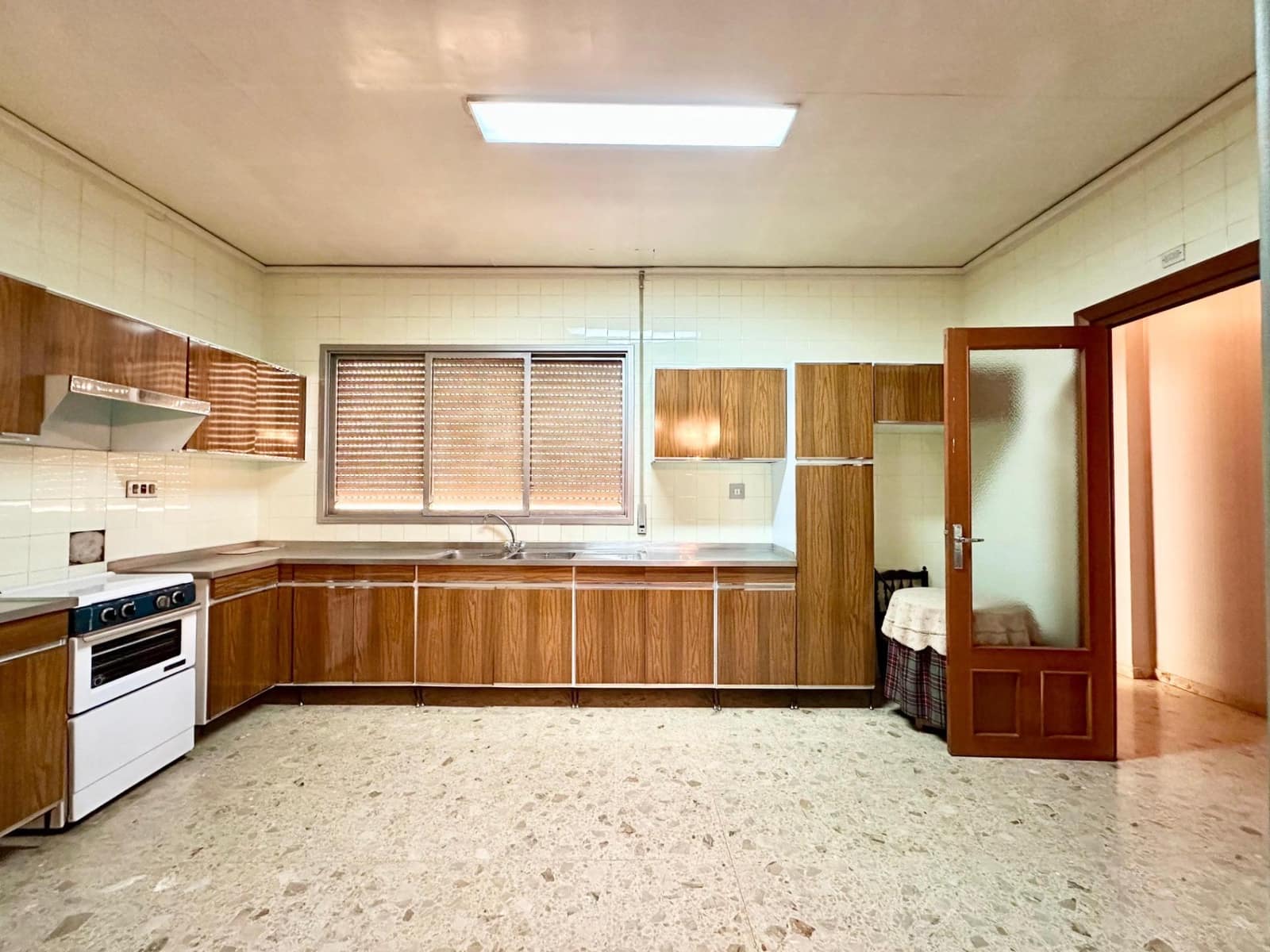 5 slaapkamer Flat te koop in Carlet - € 175.000 (Ref: 9379245)