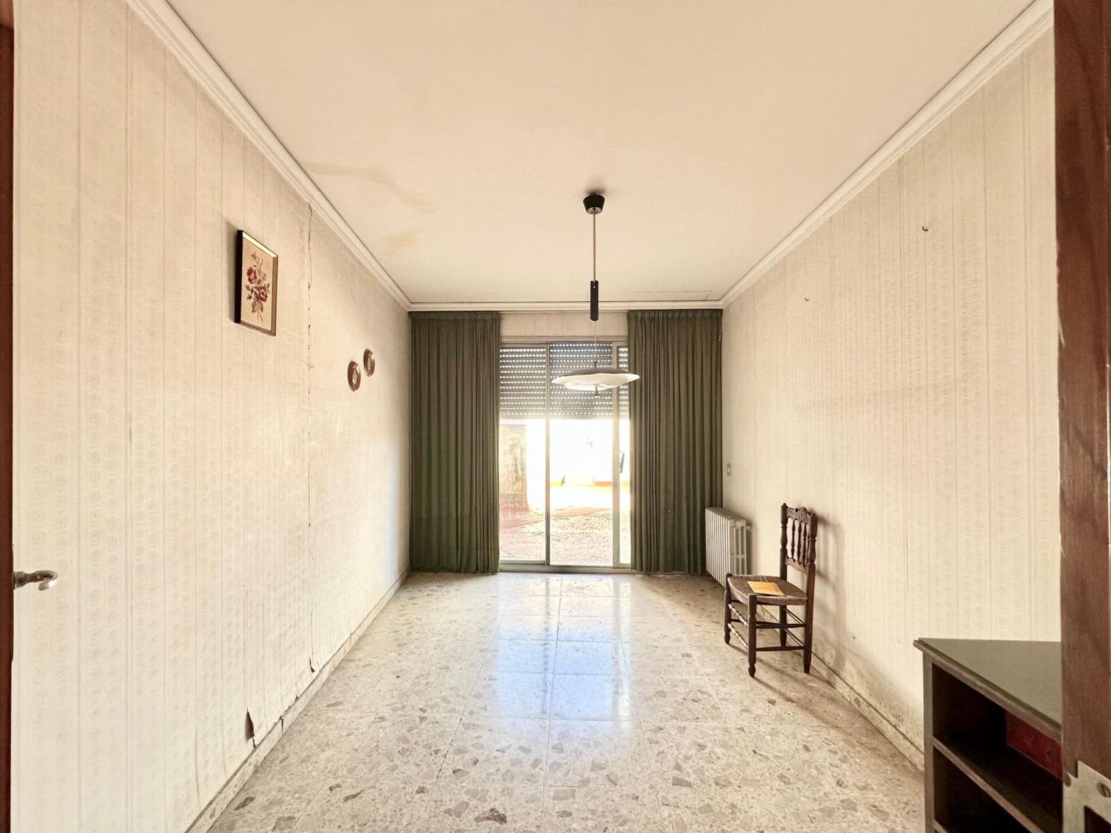 5 slaapkamer Flat te koop in Carlet - € 175.000 (Ref: 9379245)