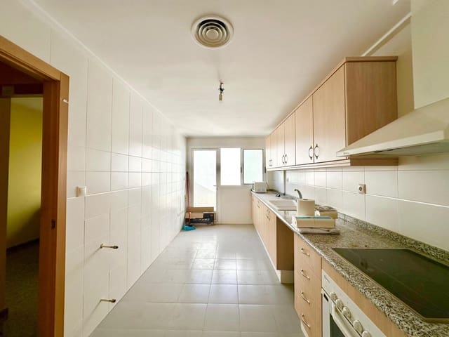 4 sypialnia Dom szeregowy na sprzedaż w Carlet - 149 900 € (Ref: 9401358)