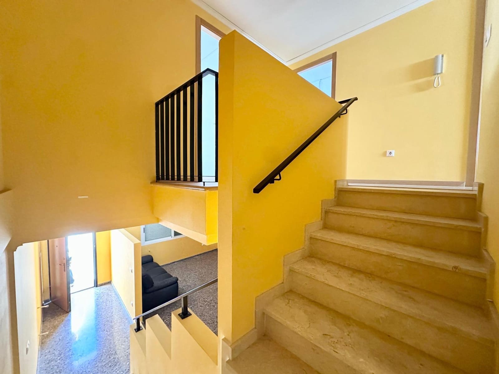 4 sypialnia Dom szeregowy na sprzedaż w Carlet - 149 900 € (Ref: 9401358)