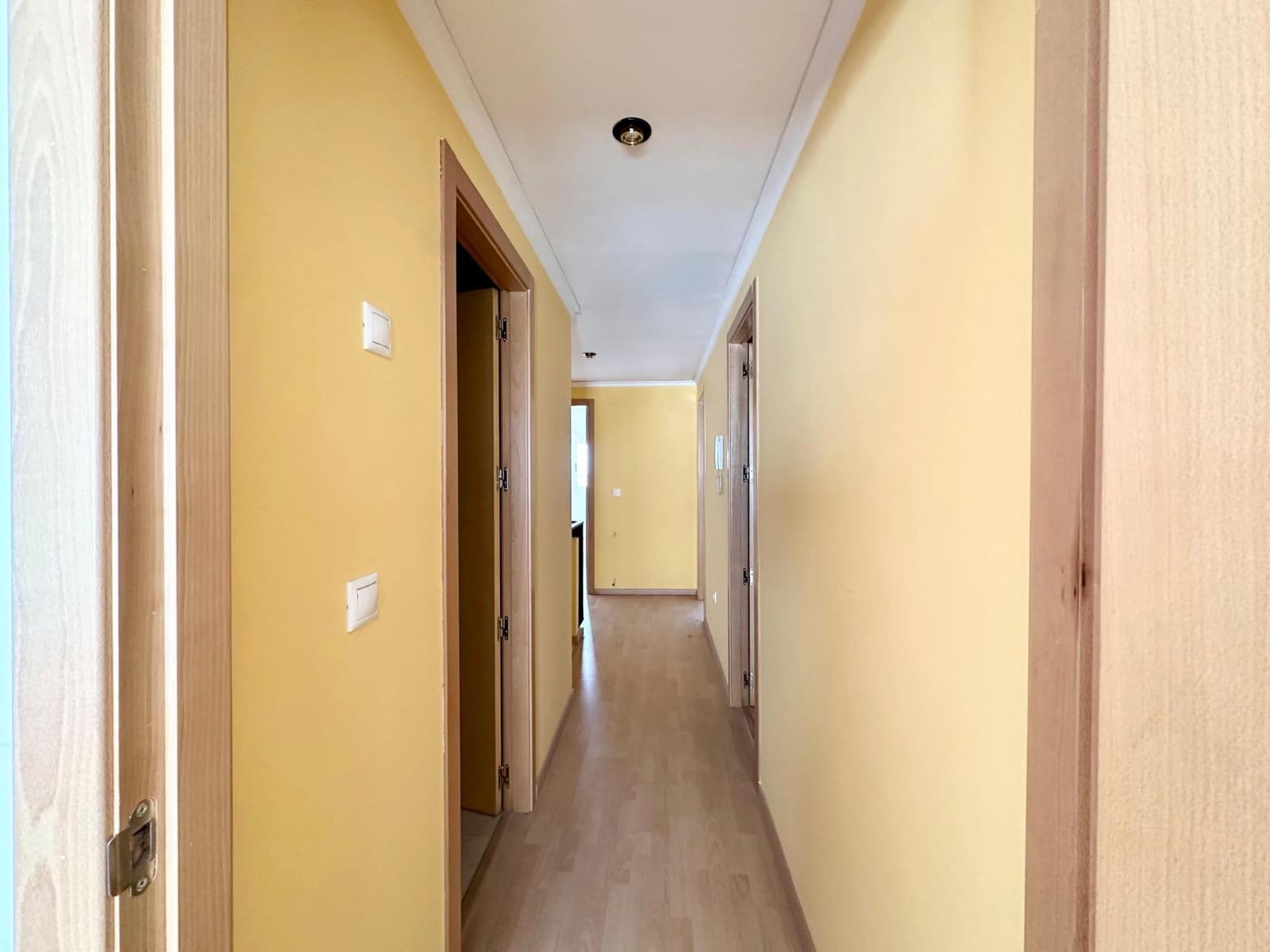 4 sypialnia Dom szeregowy na sprzedaż w Carlet - 149 900 € (Ref: 9401358)