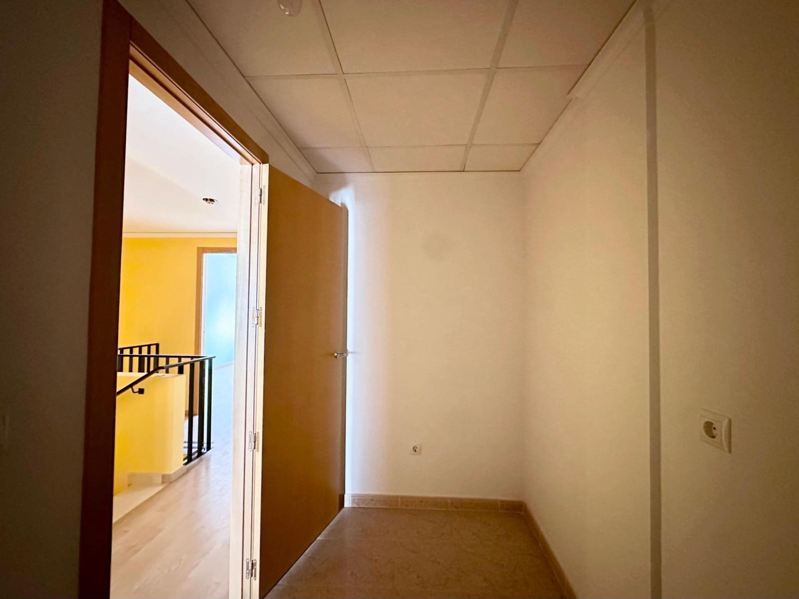 4 sypialnia Dom szeregowy na sprzedaż w Carlet - 149 900 € (Ref: 9401358)