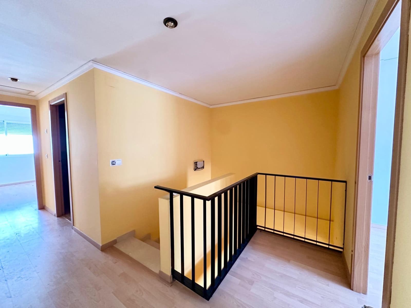 4 sypialnia Dom szeregowy na sprzedaż w Carlet - 149 900 € (Ref: 9401358)