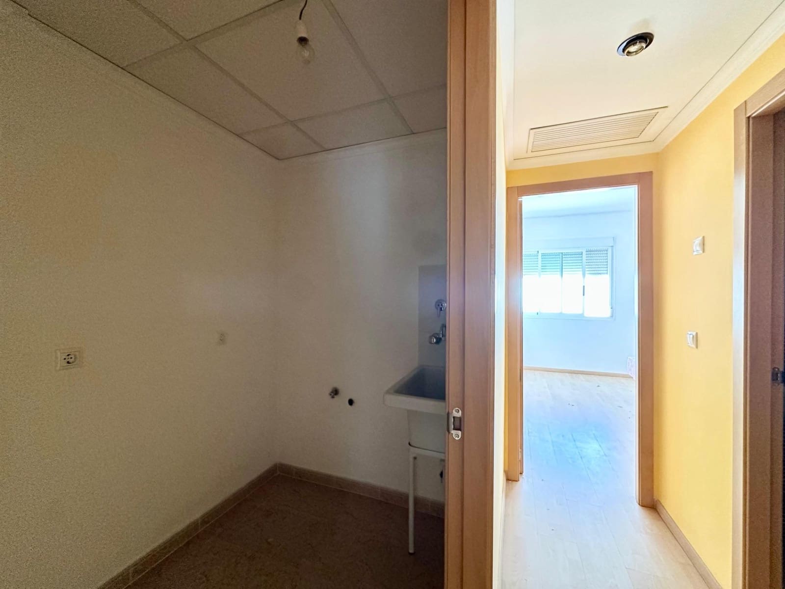 4 sypialnia Dom szeregowy na sprzedaż w Carlet - 149 900 € (Ref: 9401358)