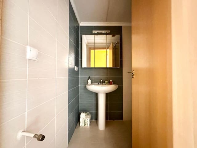 4 sypialnia Dom szeregowy na sprzedaż w Carlet - 149 900 € (Ref: 9401358)