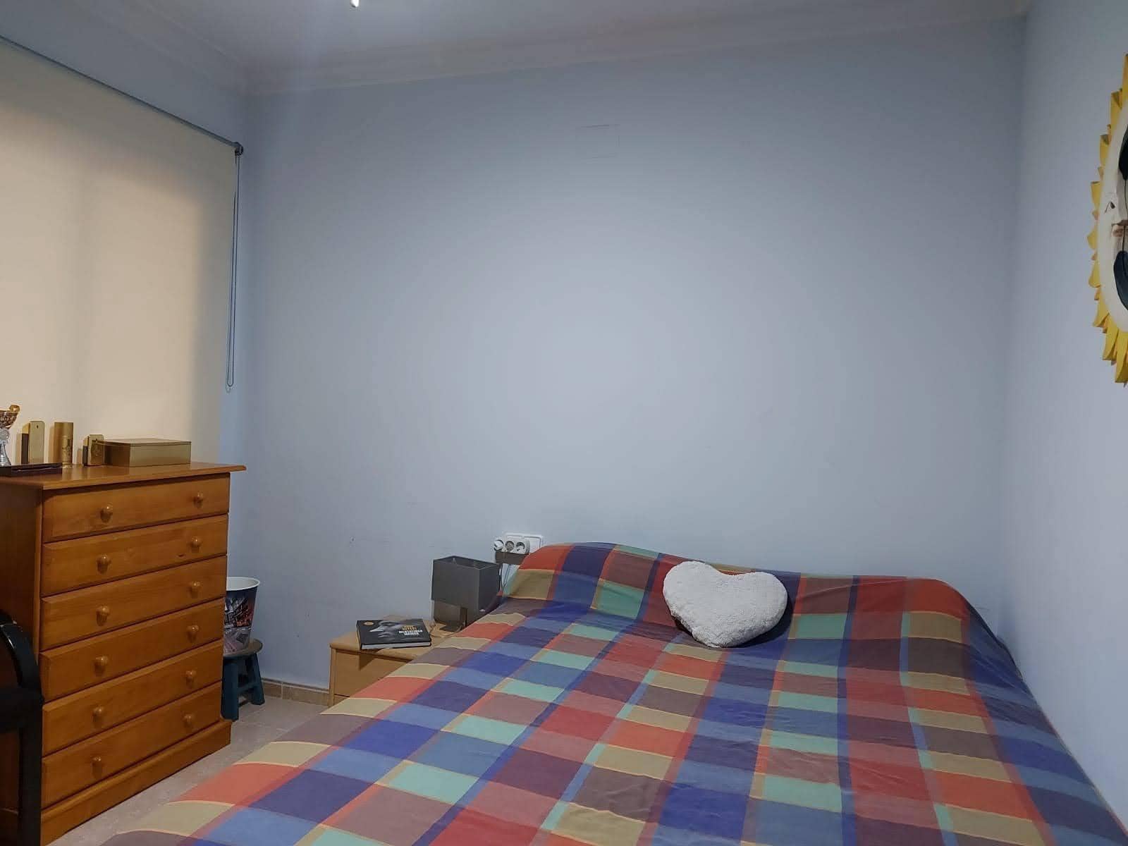 3 bedroom Apartment for sale in L'Alcudia with garage - € 180,000 (Ref: 9401818)