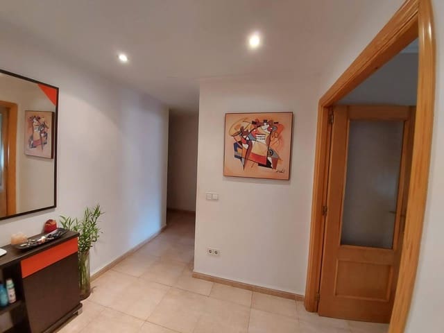 3 Zimmer Apartment zu verkaufen in L'Alcúdia mit Garage - 180.000 € (Ref: 9401818)