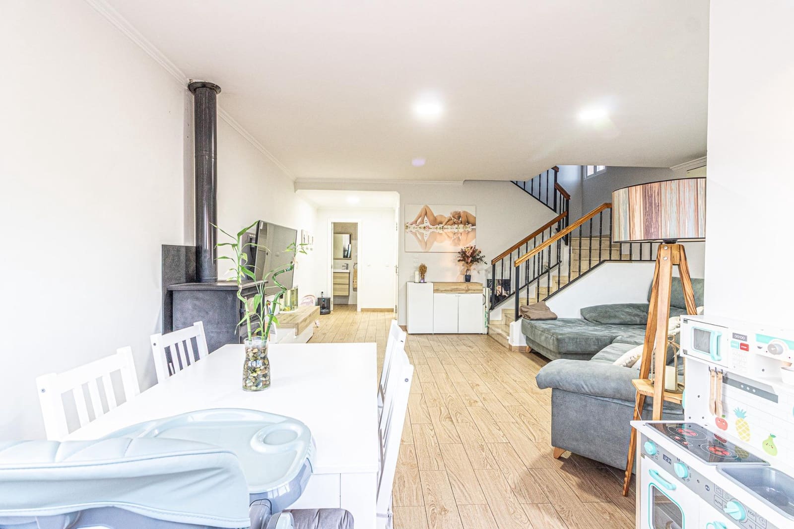 3 slaapkamer Rijtjeshuis te koop in Alberic met garage - € 215.000 (Ref: 9403534)