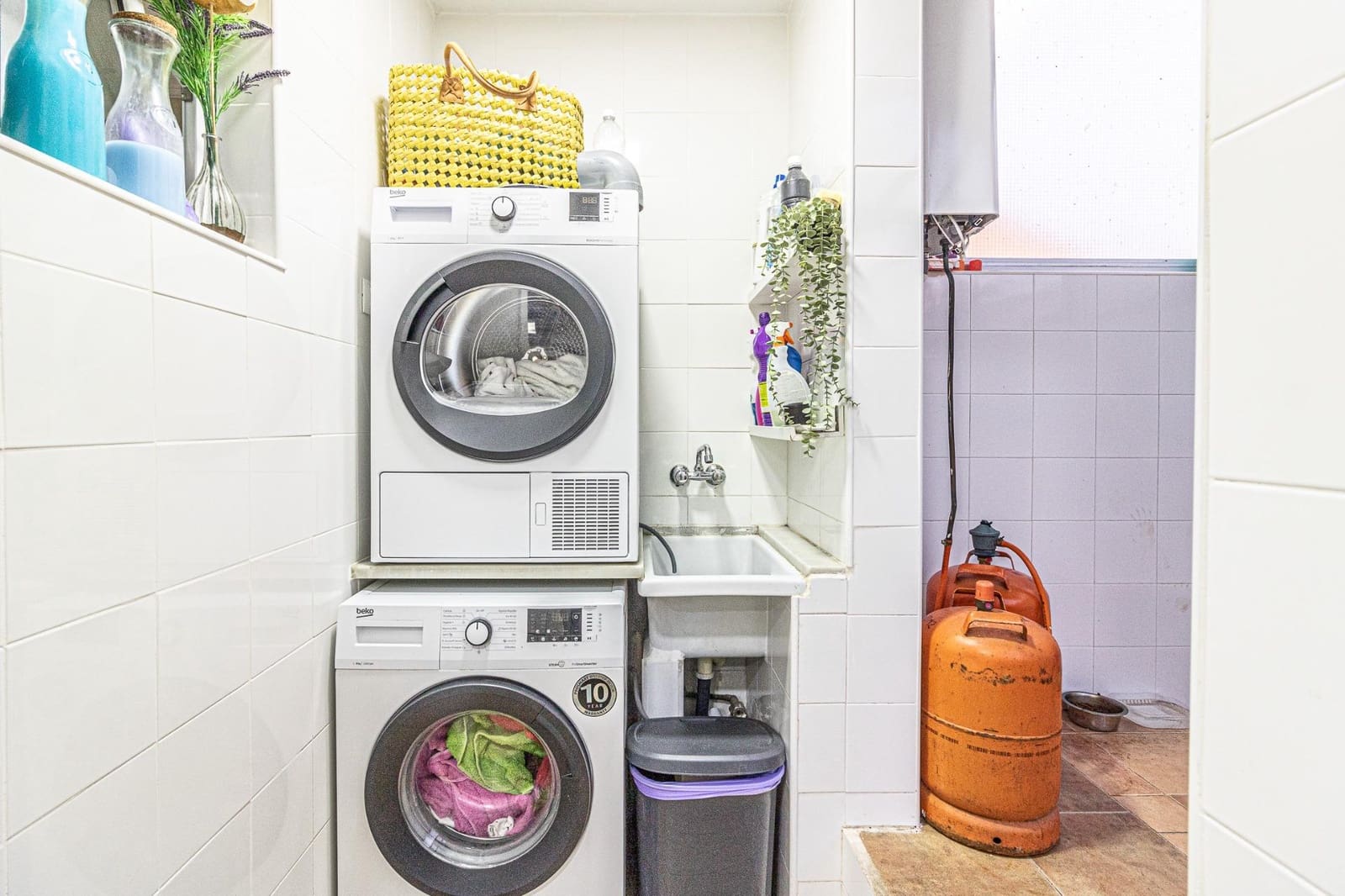 3 slaapkamer Rijtjeshuis te koop in Alberic met garage - € 215.000 (Ref: 9403534)