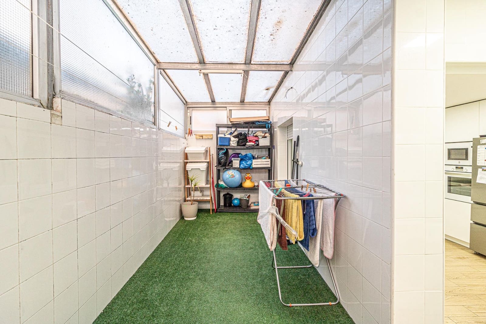 3 slaapkamer Rijtjeshuis te koop in Alberic met garage - € 215.000 (Ref: 9403534)