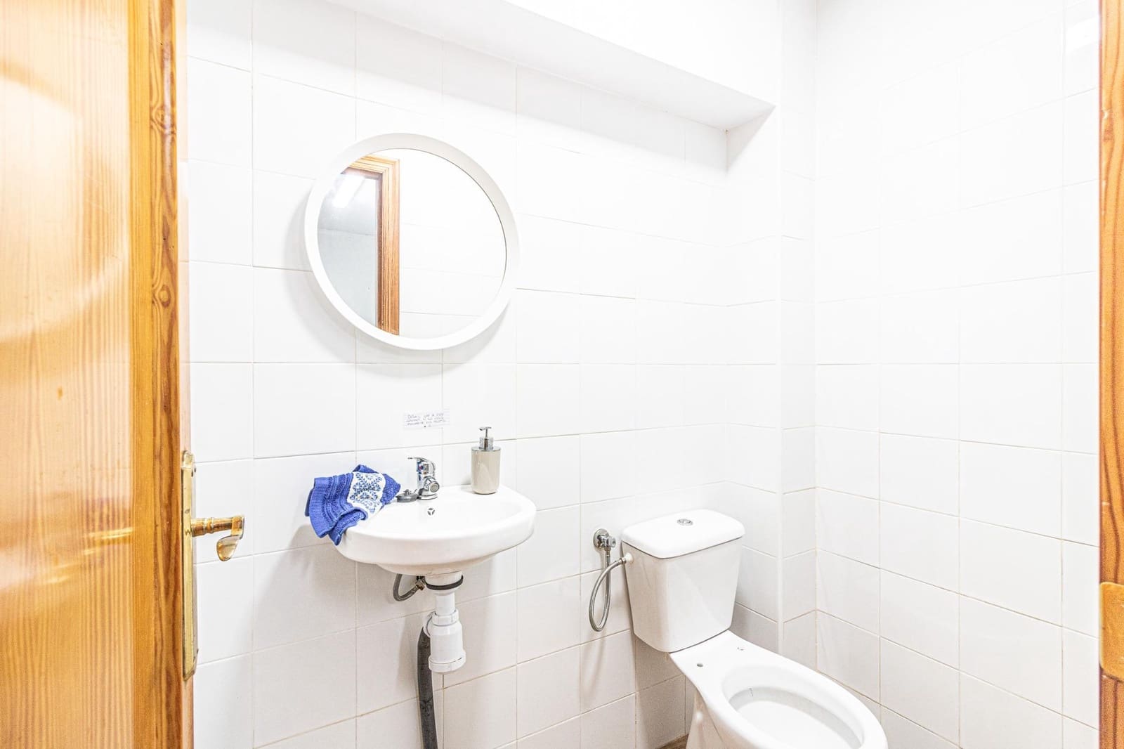 3 slaapkamer Rijtjeshuis te koop in Alberic met garage - € 215.000 (Ref: 9403534)