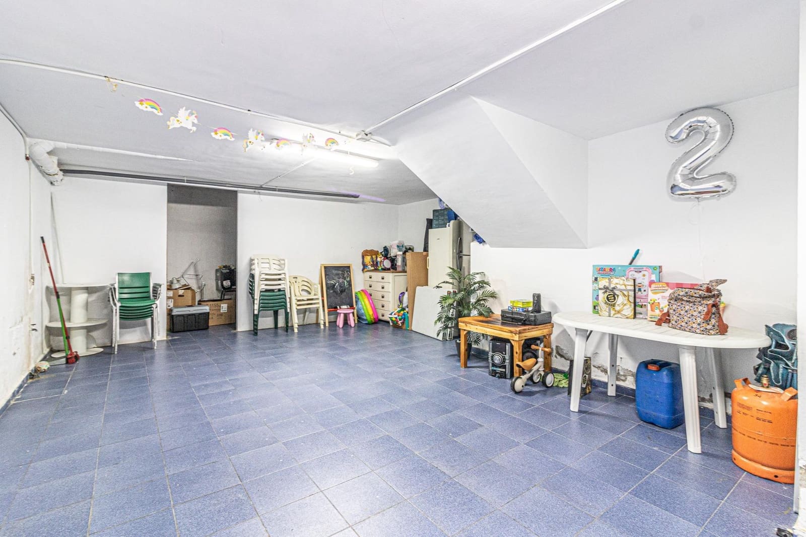 3 slaapkamer Rijtjeshuis te koop in Alberic met garage - € 215.000 (Ref: 9403534)