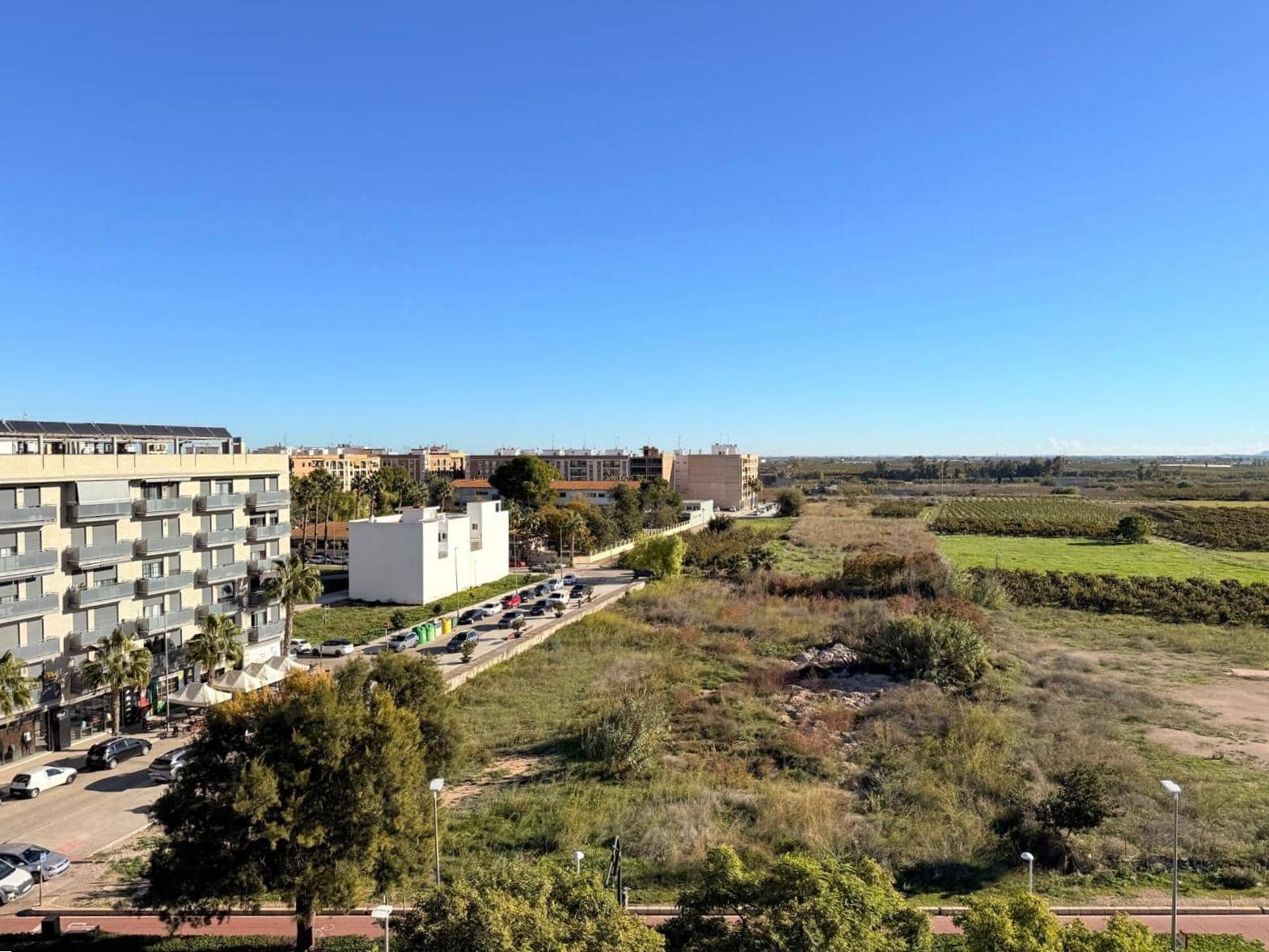 4 makuuhuone Kattohuoneisto myytävänä paikassa Carlet - 200 000 € (Ref: 9406578)