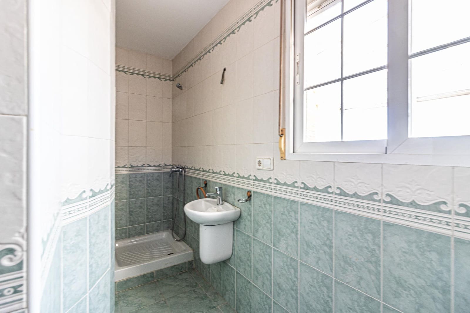 4 makuuhuone Kattohuoneisto myytävänä paikassa Carlet - 200 000 € (Ref: 9406578)