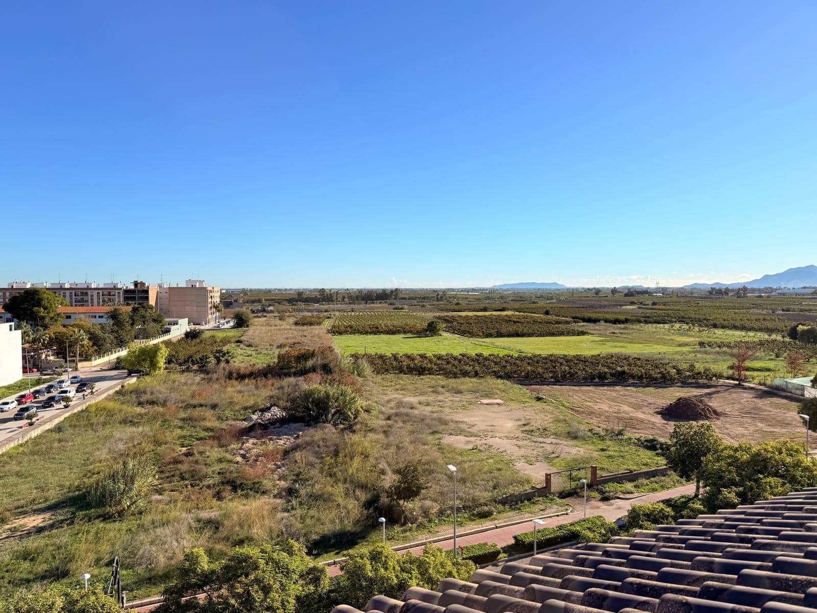 4 makuuhuone Kattohuoneisto myytävänä paikassa Carlet - 200 000 € (Ref: 9406578)