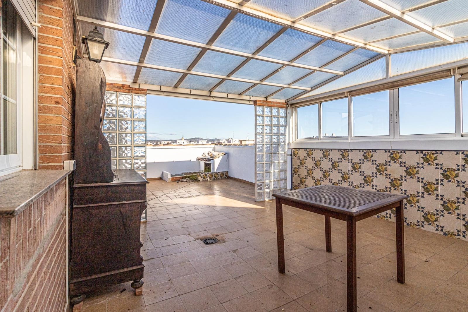 4 makuuhuone Kattohuoneisto myytävänä paikassa Carlet - 200 000 € (Ref: 9406578)