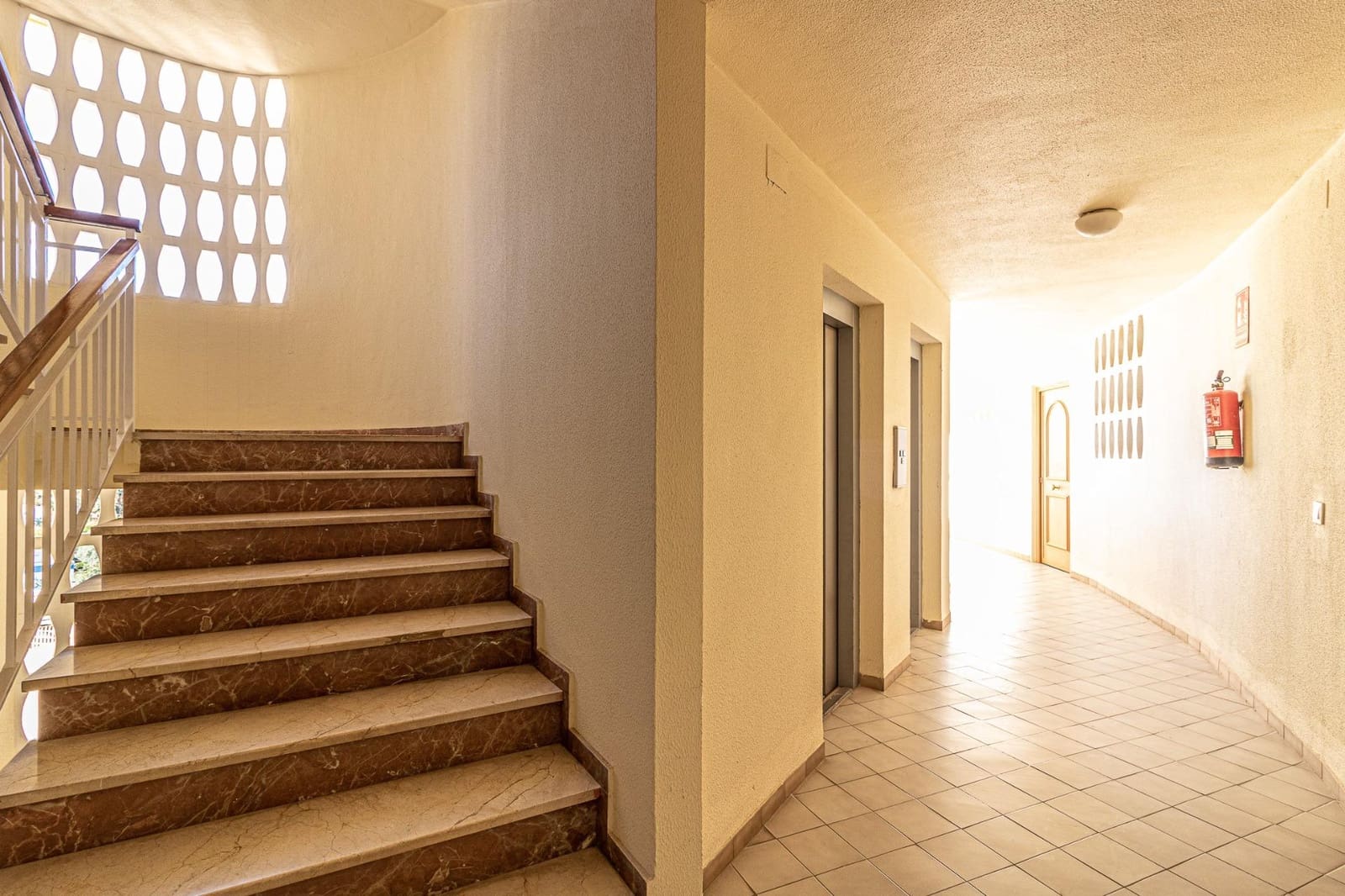 3 quarto Apartamento para venda em Gandia com piscina - 200 000 € (Ref: 9419921)