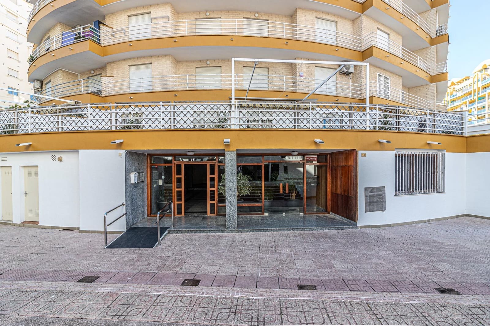 3 quarto Apartamento para venda em Gandia com piscina - 200 000 € (Ref: 9419921)
