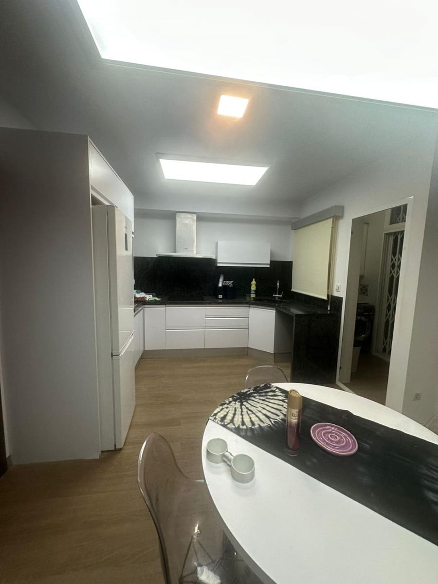 3 sovrum Radhus att hyra i Benimodo - 750 € (Ref: 9427409)